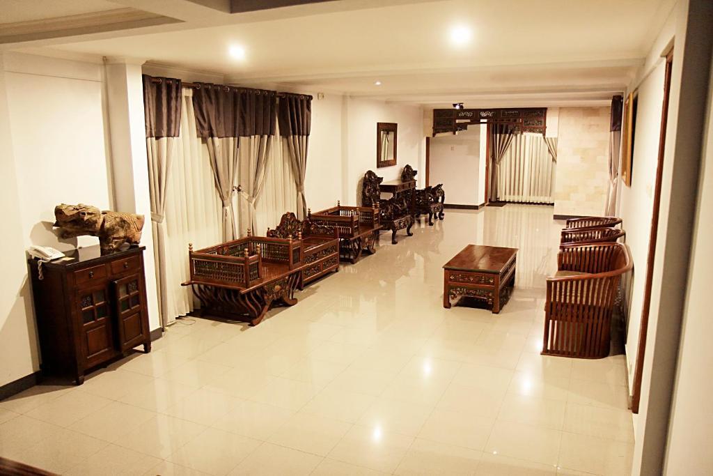 โลตัส บันดุง โฮเต็ล คาเฟ่ แอนด์ มีตติ้ง เพลซ Hotel ภายนอก รูปภาพ
